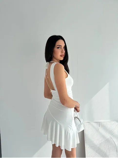 Kadın Derin V Yaka Sırt Dekolteli Mini Elbise Drapeli Şık Kolsuz - Beyaz