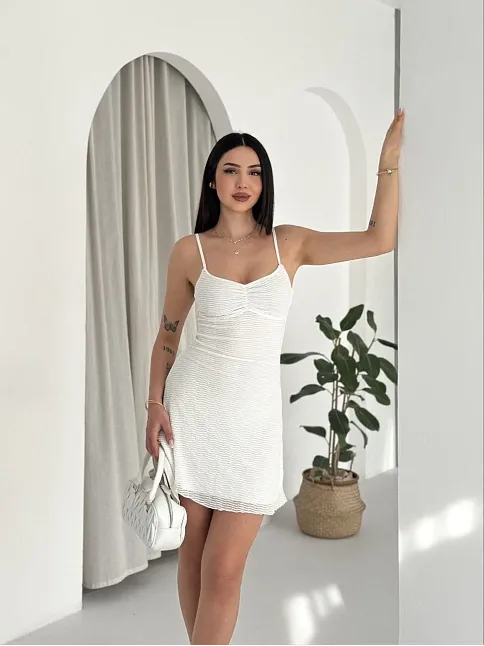 Kadın Askılı Mini Elbise Drapeli Göğüs Detay Likralı Yazlık Fit - Beyaz