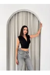 Kadın Vatkalı Kolsuz V Yaka Drapeli Crop Bluz Likralı Fit - Siyah Kadın Vatkalı Kolsuz V Yaka Drapeli Crop Bluz Likralı Fit - Siyah
