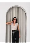 Kadın Vatkalı Kolsuz V Yaka Drapeli Crop Bluz Likralı Fit - Boyalı Gri