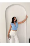 Kadın Vatkalı Kolsuz V Yaka Drapeli Crop Bluz Likralı Fit - Bebek Mavisi Kadın Vatkalı Kolsuz V Yaka Drapeli Crop Bluz Likralı Fit - Bebek Mavisi
