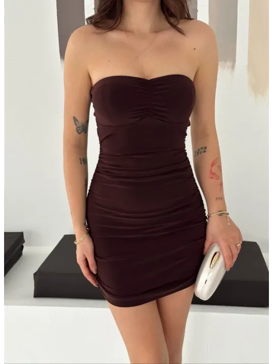 Kadın Drapeli Straplez Mini Elbise Esnek Kumaş Vücuda Oturan Gece Elbisesi - Kahverengi