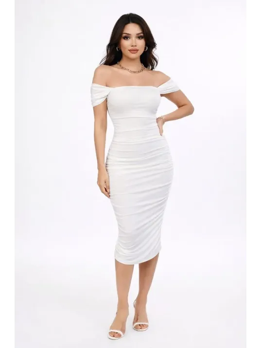 Kadın Madonna Yaka Drapeli Midi Elbise Likralı Vücuda Oturan Davet Elbisesi - Beyaz Kadın Madonna Yaka Drapeli Midi Elbise Likralı Vücuda Oturan Davet Elbisesi - Beyaz