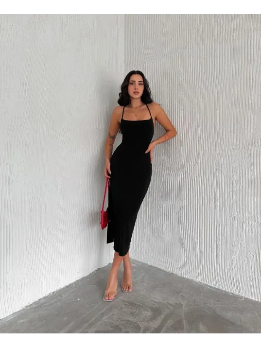 Kadın İp Askılı Sırt Dekolteli Bağlama Detaylı Yırtmaçlı Midi Elbise - Siyah