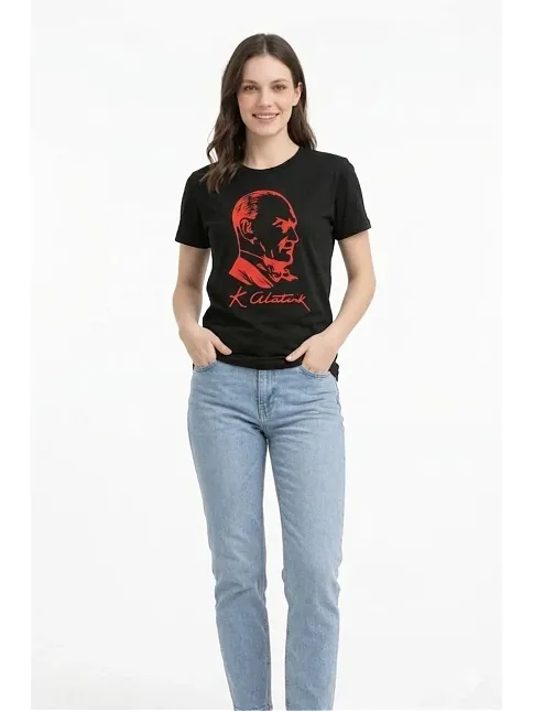 Kadın Atatürk Baskılı Tişört Kısa Kollu Bisiklet Yaka T-shirt - Siyah