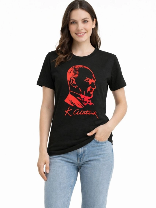 Kadın Atatürk Baskılı Tişört Kısa Kollu Bisiklet Yaka T-shirt - Siyah Kadın Atatürk Baskılı Tişört Kısa Kollu Bisiklet Yaka T-shirt - Siyah