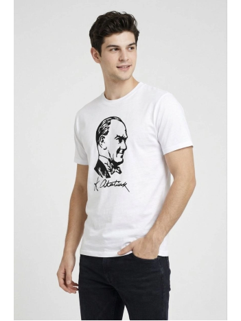 Erkek Atatürk Baskılı Tişört Kısa Kollu Bisiklet Yaka T-shirt - Beyaz Erkek Atatürk Baskılı Tişört Kısa Kollu Bisiklet Yaka T-shirt - Beyaz