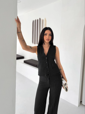 Kadın Çizgili Tansel Kumaş Yelek Pantolon İkili Takım Ofis Şık Modern - Siyah Kadın Çizgili Tansel Kumaş Yelek Pantolon İkili Takım Ofis Şık Modern - Siyah