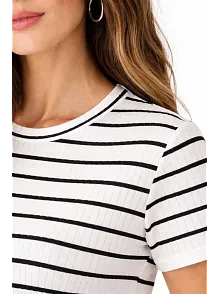 Kadın Çizgili Yazlık Triko T-shirt Bisiklet Yaka Rahat Kalıp Tişört - Beyaz