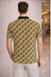 Erkek Pike Kumaş Polo Yaka Palmiye Desenli Tişört Kısa Kol Yazlık T-shirt - Sarı