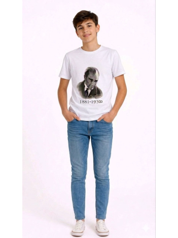 Erkek Çocuk Atatürk Baskılı Tişört Kısa Kollu Bisiklet Yaka T-shirt - Beyaz Erkek Çocuk Atatürk Baskılı Tişört Kısa Kollu Bisiklet Yaka T-shirt - Beyaz