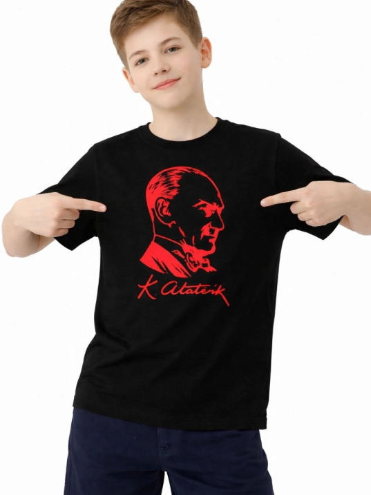 Erkek Çocuk Atatürk Baskılı Tişört Kısa Kollu Bisiklet Yaka T-shirt - Siyah Erkek Çocuk Atatürk Baskılı Tişört Kısa Kollu Bisiklet Yaka T-shirt - Siyah