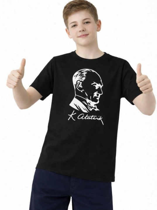 Erkek Çocuk Atatürk Baskılı Tişört Kısa Kollu Bisiklet Yaka T-shirt - Siyah Erkek Çocuk Atatürk Baskılı Tişört Kısa Kollu Bisiklet Yaka T-shirt - Siyah