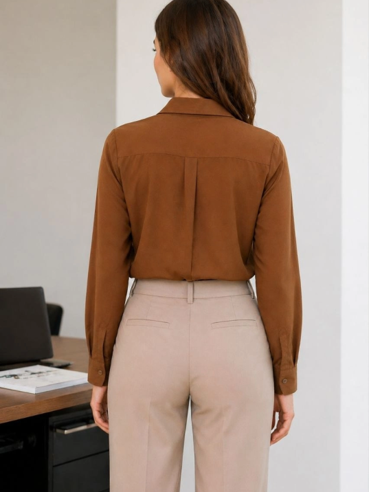 Kadın Uzun Kol Gömlek Düğmeli Klasik Yaka Günlük Ve Ofis Şıklığına Uygun - Kahverengi