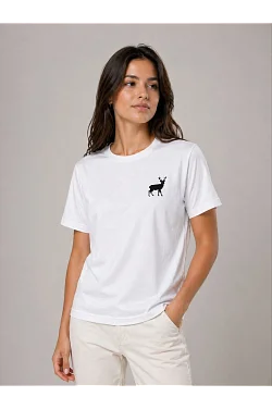 Kadın Minimal Geyik Logolu Tişört Bisiklet Yaka Kısa Kol Yazlık T-shirt - Beyaz
