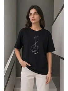 Kadın Minimal Gitar Baskılı Tişört T-shirt Yazlık Kısa Kol Bisiklet Yaka T-shirt - Siyah