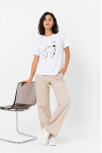 Kadın Köpek Figürlü Minimal Baskılı Tişört Kısa Kol Yazlık T-shirt - Beyaz