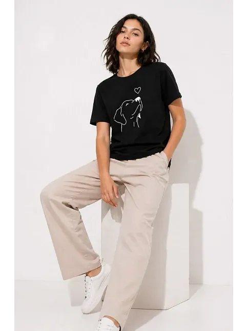 Kadın Köpek Figürlü Minimal Baskılı Tişört Kısa Kol Yazlık T-shirt - Siyah Kadın Köpek Figürlü Minimal Baskılı Tişört Kısa Kol Yazlık T-shirt - Siyah