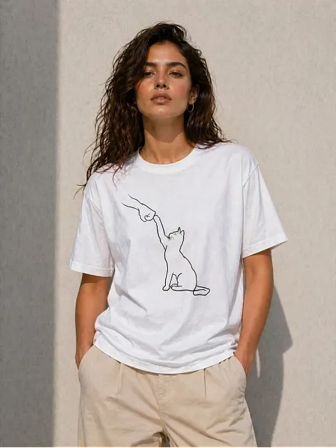 Kadın Minimal Kedi Çizim Baskılı Tişört Kısa Kol Yazlık T-shirt - Beyaz