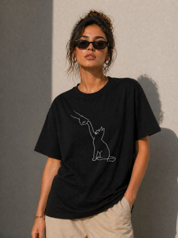 Kadın Minimal Kedi Çizim Baskılı Tişört Kısa Kol Yazlık T-shirt - Siyah