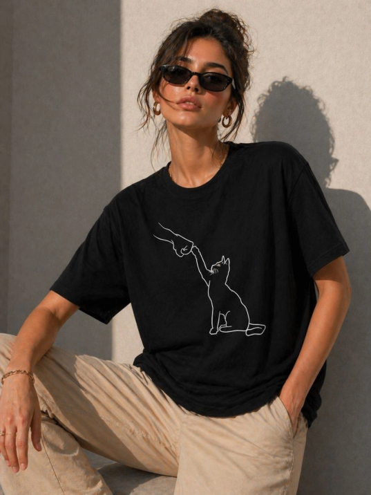 Kadın Minimal Kedi Çizim Baskılı Tişört Kısa Kol Yazlık T-shirt - Siyah
