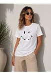 Kadın Minimal Gülümseyen Yüz Baskılı Tişört Kısa Kol Yazlık T-shirt - Beyaz