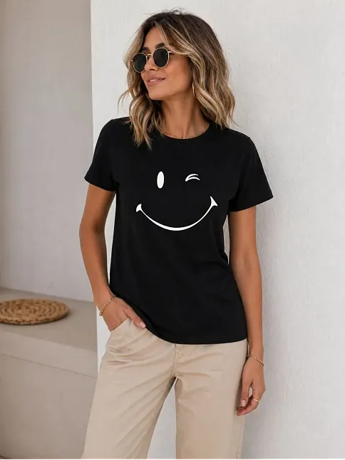 Kadın Minimal Gülümseyen Yüz Baskılı Tişört Kısa Kol Yazlık T-shirt - Siyah