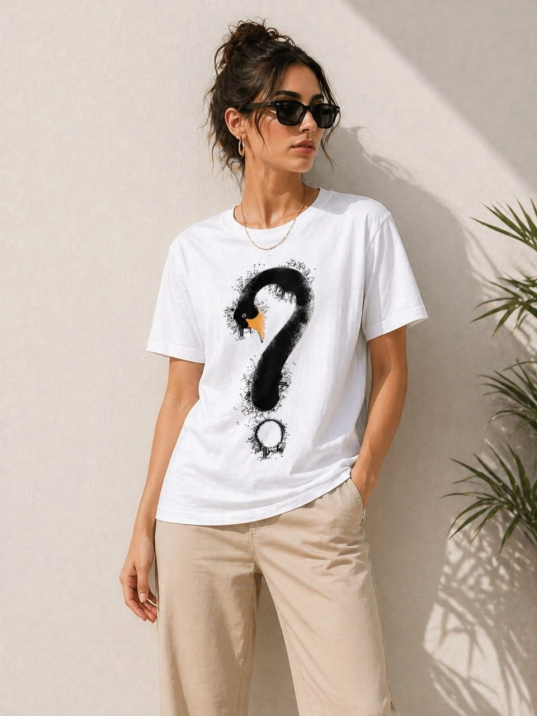 Kadın Kuğu Figürlü Soru İşareti Baskılı Tişört Kısa Kol T-shirt - Beyaz