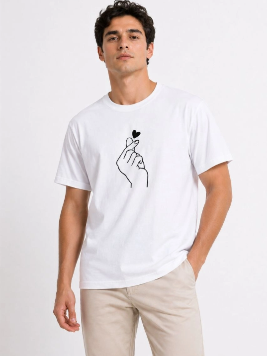 Erkek Kore Parmak Kalp Aşk Temalı Minimal Baskılı Tişört Yazlık Kısa Kol T-shirt - Beyaz
