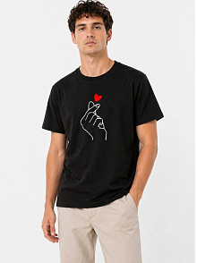 Erkek Kore Parmak Kalp Aşk Temalı Minimal Baskılı Tişört Yazlık Kısa Kol T-shirt - Siyah