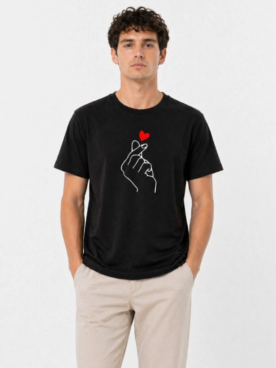 Erkek Kore Parmak Kalp Aşk Temalı Minimal Baskılı Tişört Yazlık Kısa Kol T-shirt - Siyah