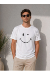 Erkek Minimal Gülümseyen Yüz Baskılı Tişört Kısa Kol Yazlık T-shirt - Beyaz