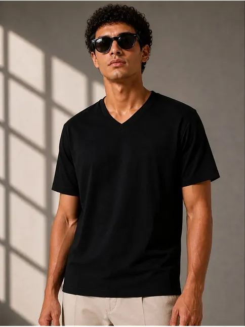 Erkek V Yaka Basic Tişört Kısa Kol Yazlık Regular Fit T-shirt - Siyah Erkek V Yaka Basic Tişört Kısa Kol Yazlık Regular Fit T-shirt - Siyah