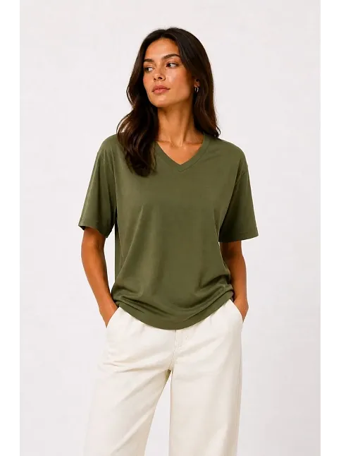 Kadın V Yaka Basic Tişört Kısa Kol Yazlık Regular Fit T-shirt - Haki Kadın V Yaka Basic Tişört Kısa Kol Yazlık Regular Fit T-shirt - Haki