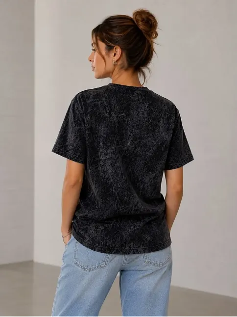 Kadın Yıkamalı Washed Effect Tişört Bisiklet Yaka Sokak Stil Kısa Kol T-shirt - Siyah Kadın Yıkamalı Washed Effect Tişört Bisiklet Yaka Sokak Stil Kısa Kol T-shirt - Siyah