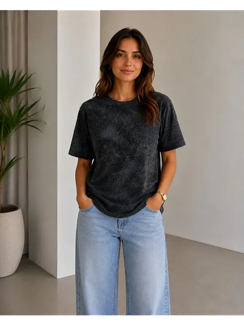 Kadın Batik Desenli Tişört Bisiklet Yaka Kısa Kol Regular Fit T-shirt - Siyah Kadın Batik Desenli Tişört Bisiklet Yaka Kısa Kol Regular Fit T-shirt - Siyah