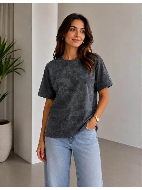Kadın Batik Desenli Tişört Bisiklet Yaka Kısa Kol Regular Fit T-shirt - Siyah Kadın Batik Desenli Tişört Bisiklet Yaka Kısa Kol Regular Fit T-shirt - Siyah