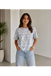 Kadın Batik Desenli Tişört Bisiklet Yaka Kısa Kol Regular Fit T-shirt - Gri Kadın Batik Desenli Tişört Bisiklet Yaka Kısa Kol Regular Fit T-shirt - Gri