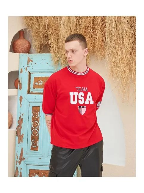 Erkek Bisiklet Yaka Tişört Nakış İşlemeli Kısa Kol Oversize T-shirt - Kırmızı