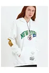 Kadın Oversize Kapüşonlu Cepli Ön Kol Baskılı 3 İplik Pamuklu Hoodie Sweatshirt - Beyaz