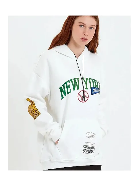Kadın Oversize Kapüşonlu Cepli Ön Kol Baskılı 3 İplik Pamuklu Hoodie Sweatshirt - Beyaz