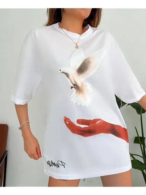 Kadın Kısa Kol Yazlık Tişört Bisiklet Yaka Uzi Güvercin Baskılı T-shirt - Beyaz