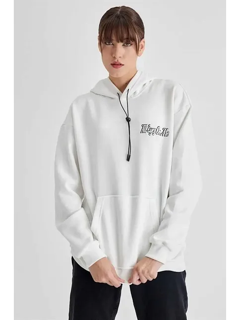 Kadın Oversize Kapüşonlu Cepli Tupac Baskılı 3 İplik Pamuklu Hoodie Sweatshirt - Beyaz