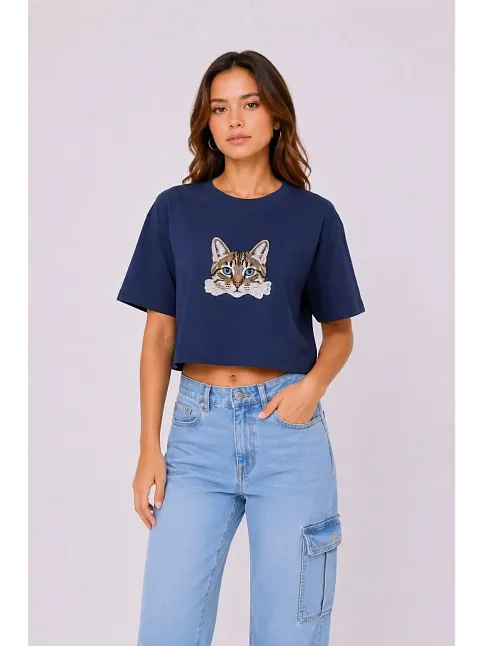Kadın Kedi Baskılı Oversize Crop Tişört Salaş Basic Yarım Kol T-shirt - Lacivert Kadın Kedi Baskılı Oversize Crop Tişört Salaş Basic Yarım Kol T-shirt - Lacivert