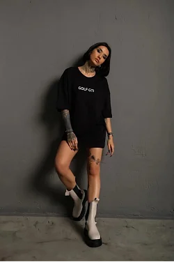 Kadın Oversize Tişört Golf Gtı Retro Araba Baskılı T-shirt - Siyah Kadın Oversize Tişört Golf Gtı Retro Araba Baskılı T-shirt - Siyah