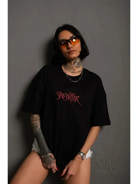 Kadın Baskılı T-shirt Oversize Kısa Kol Bisiklet Yaka Tişort- Siyah