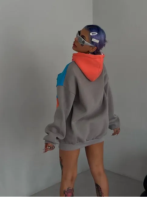 Kadın W Nakış İşlemeli Kapüşonlu 3 İplik Pamuklu Parçalı Sweatshirt Hoodie - Mavi