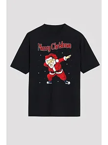 Yılbaşı Merry Christmas Noel Baba Baskılı Oversize Bisiklet Yaka T-shirt - Siyah Yılbaşı Merry Christmas Noel Baba Baskılı Oversize Bisiklet Yaka T-shirt - Siyah