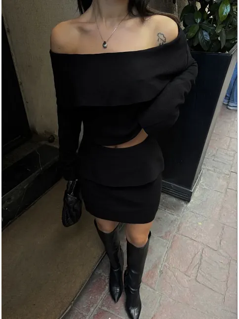Kadın Straplez , Madonna , Carmen Yaka Croplu Mini Etekli İkili Alt-üst Takım Triko - Siyah