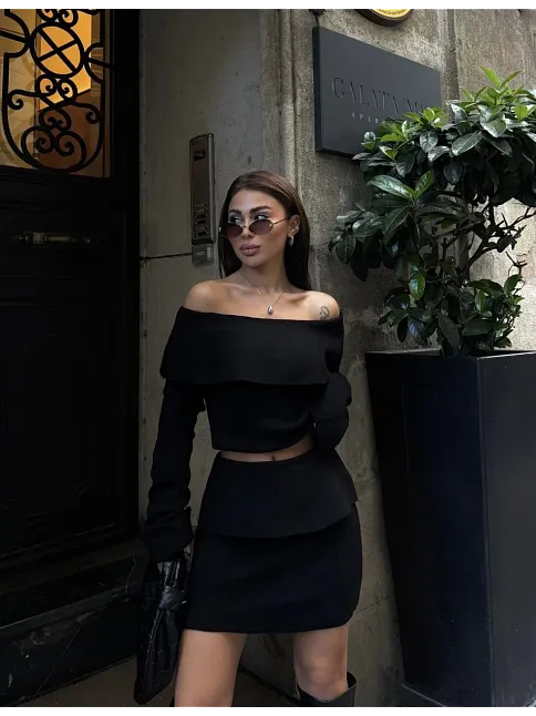 Kadın Straplez , Madonna , Carmen Yaka Croplu Mini Etekli İkili Alt-üst Takım Triko - Siyah